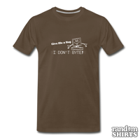 Load image into Gallery viewer, Give me a hug I don&#39;t Byte! - RandomShirts.com
